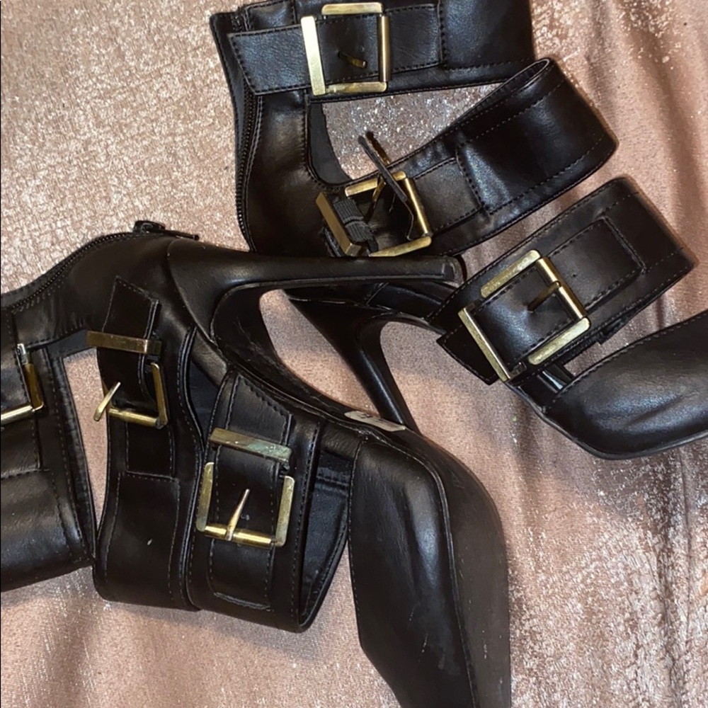Belt heels